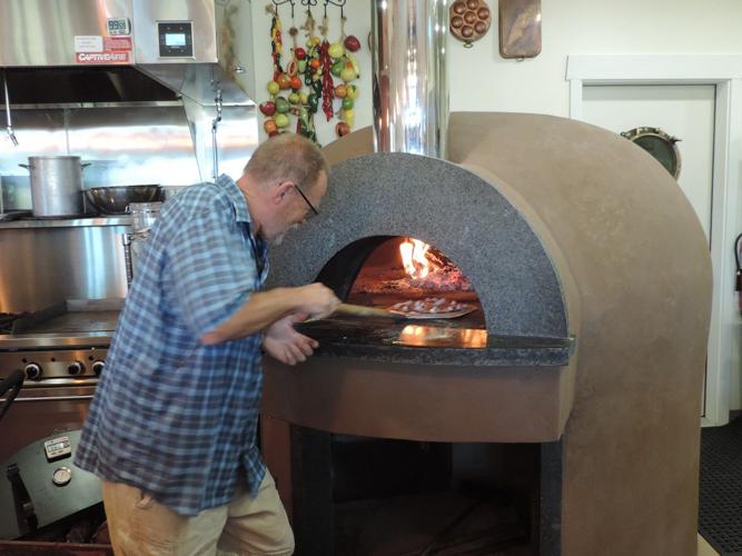 Hood Crest goes from whim to solid rock ‘n wood winery