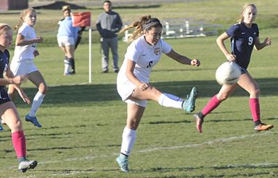 Hawk girls wallop on Pendleton, 4-1