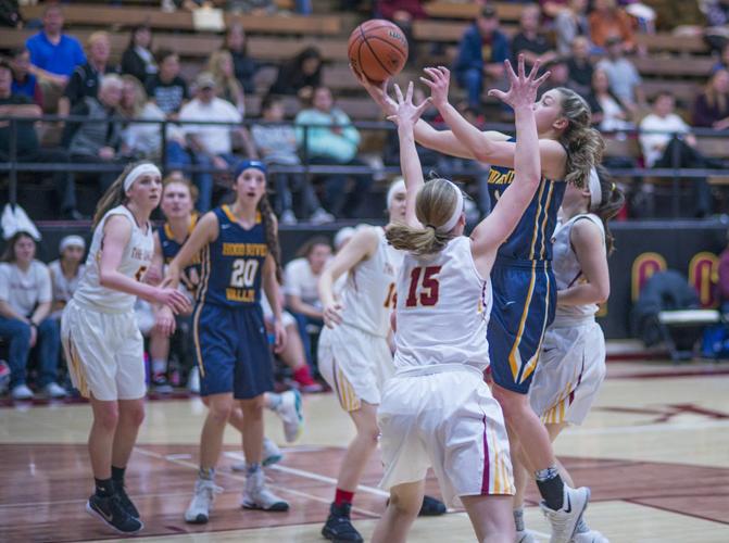 HRV girls basketball wins first league game in four seasons