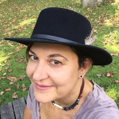 Author Carole Lindstrom