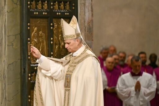 Pope Leo XIV closes the 'Holy Door' of St. Peter's Basilica in Rome