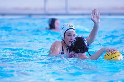 Water Polo does well in back to back league games