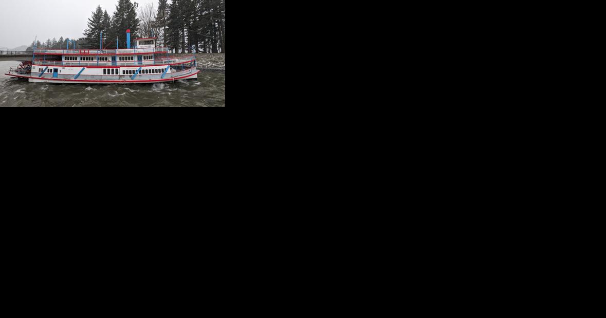 Sternwheeler damages footbridge, weathers unscheduled unmooring - Vimarsana News
