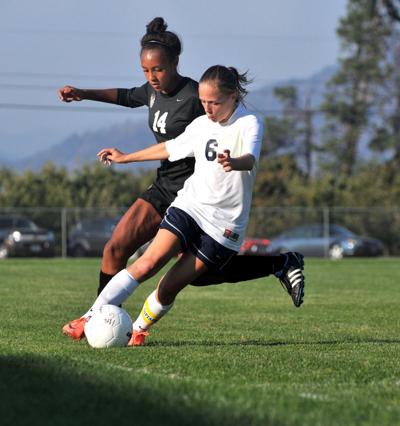 HRV girls soccer fights hard, but falls to No. 1 Tualatin
