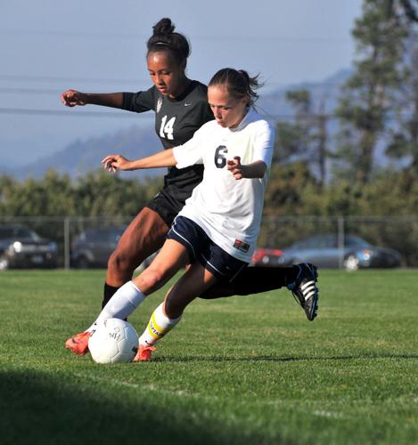 HRV girls soccer fights hard, but falls to No. 1 Tualatin