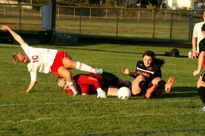 CHS girls soccer runs win streak to five