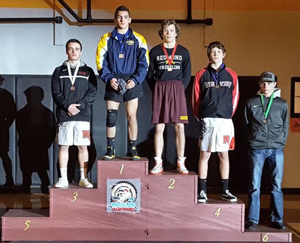 HRV wrestling sends nine to state