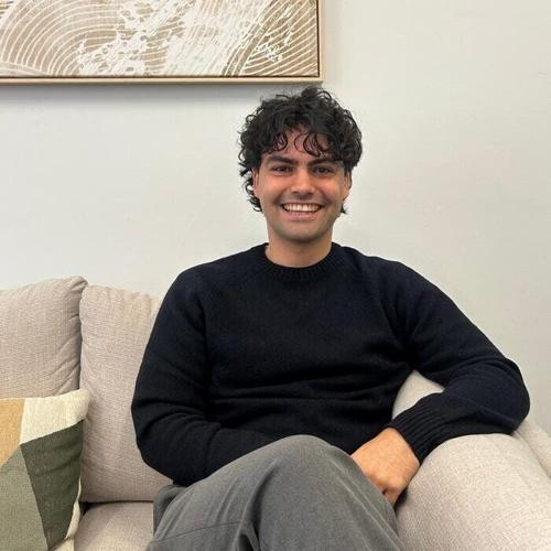 Women need to maintain positive mood if they want to keep to a diet, suggests study