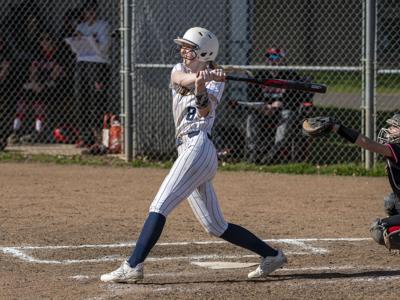 HRV softball Addi Van Metre 2025