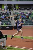 Tillman, teammates add names to HRV recordbook