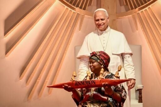 Equatorial Guinea is the last stop of Leo's African tour