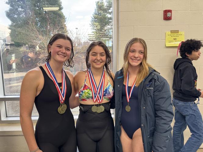 SCross top point scorer 3 way tie.jpg