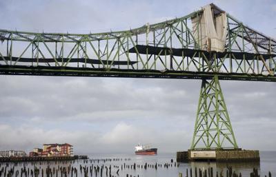 Ships generate jobs, dollars in Astoria