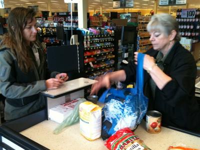 Bag Ends: Hood River law reducing plastic takes effect Wednesday