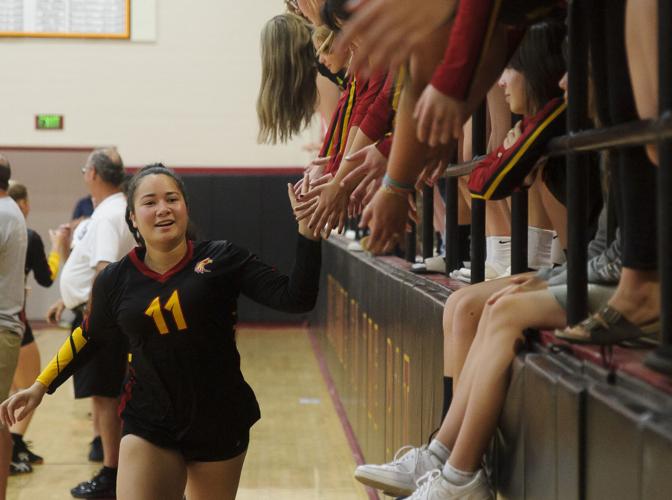The Dalles volleyball versus Pendleton
