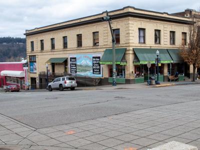 Second and Oak streets Hood River