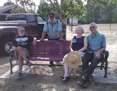 Family of former Underwood resident donates bench to park