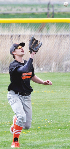 Sweep gives Sherman No. 1 district seed