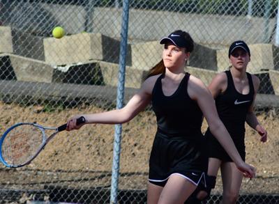 CHS tennis nets league win