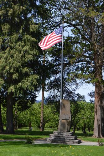 05-25 MUST RUN Memorial Day Brad 2 FLAG idlewilde.jpg