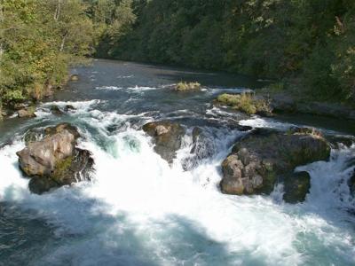 White Salmon trying to secure more water rights