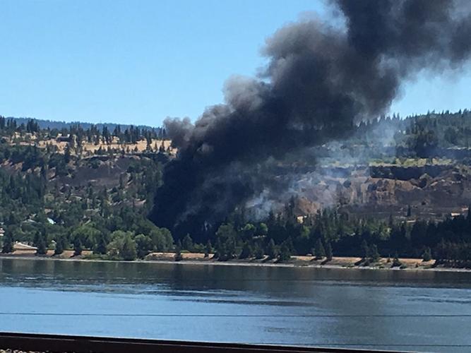 Mosier train derailment spills oil, sparks fire