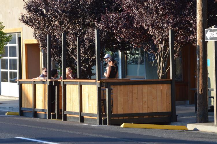hr parklets, slopeswell, last image.JPG