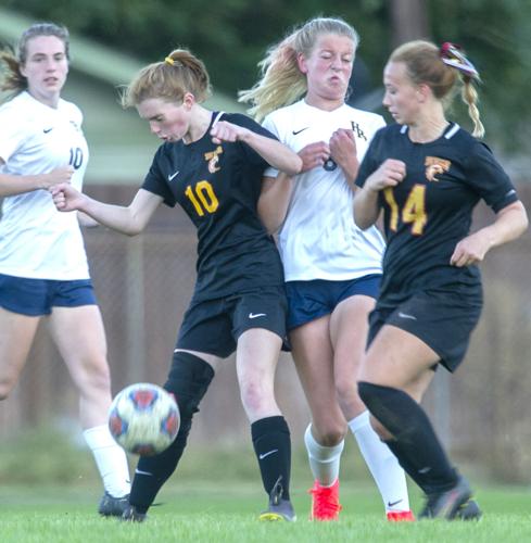 Girls Soccer, The Dalles versus Hood River