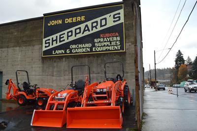 Generators stolen in smash-and-grab at Sheppard’s