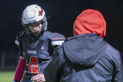 Columbia quarterback Hunter Wang (4) gets the play against Stevenson  Zach Thummel photo