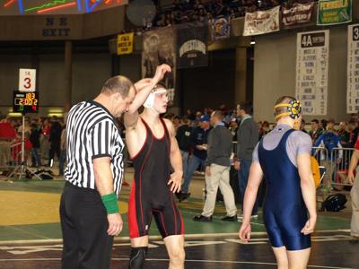 CHS senior caps career with first wrestling medal