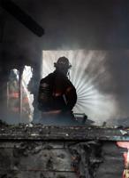 Occupants escape fire