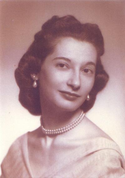 A8 obit Charlotte Peters.jpg