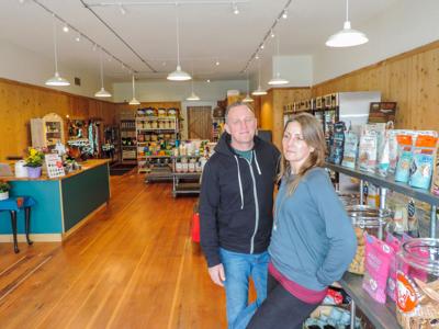 A5 dog river pet supplies.JPG