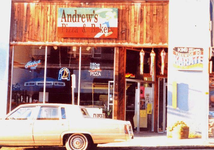 Oven-baked anniversary: Andrew’s Pizza shapes up a 25th-year celebration