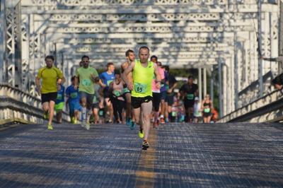 Bridge of the Gods race returns for an even bigger sophomore year