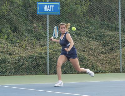 HRV girls tennis finishes third at tournament