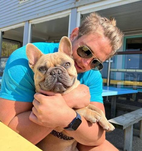 Carpenter quits job after his dog earns more than him