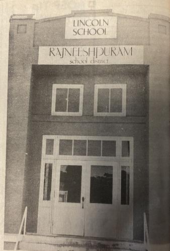 Last Rajneeshpuram sign in Antelope.jpg