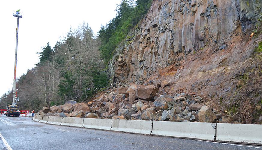 Landslide on I-84 snarls traffic