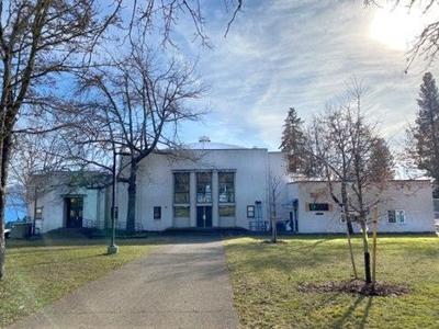 Park Center building