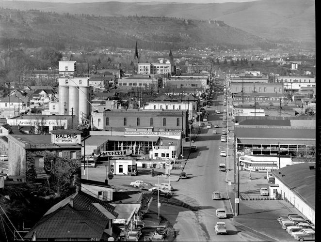 1955 The Dalles business district