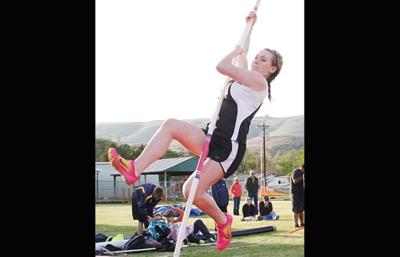 JV track athletes hit Summit meet