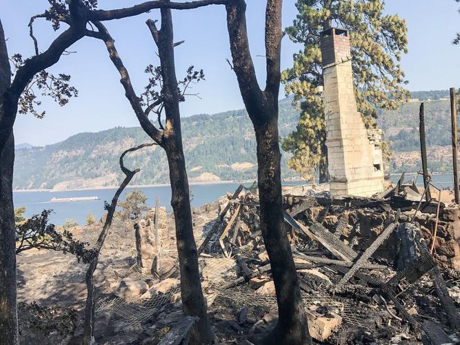Westcliff Fire in Hood River destroys iconic home