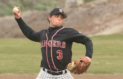 Crazy finish boosts Dufur to quarters