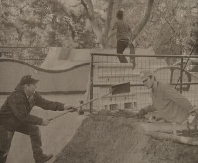Yesteryears: Yuletide decorations make comeback in 1948