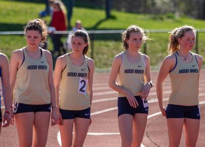 Eagle girls track