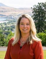Mary Beth Richman Named REALTOR of the Year by Mid-Columbia Association of REALTORS