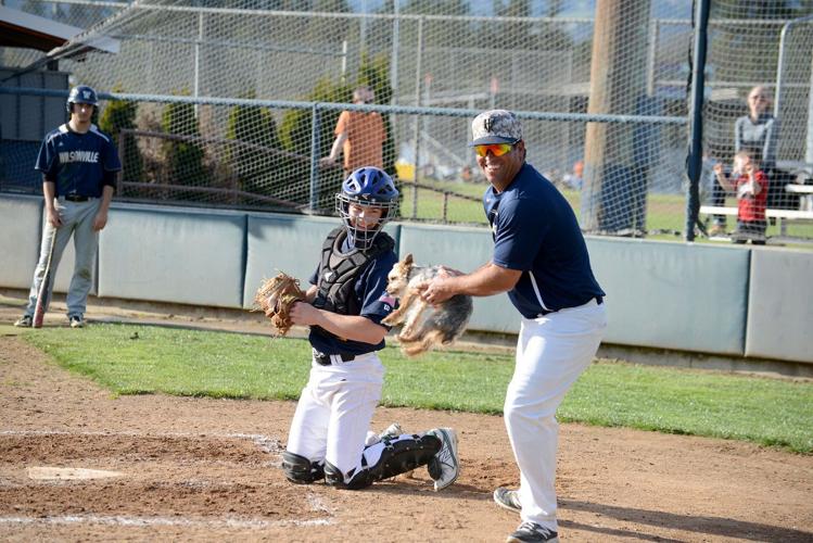 Chase Lariza’s bat sparks wild HRV win over Wilsonville