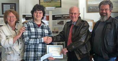Hamada receives flight scholarship